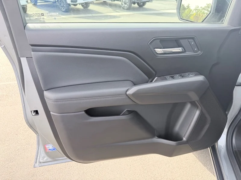 New 2026 Sterling Metallic GMC Elevation image 14