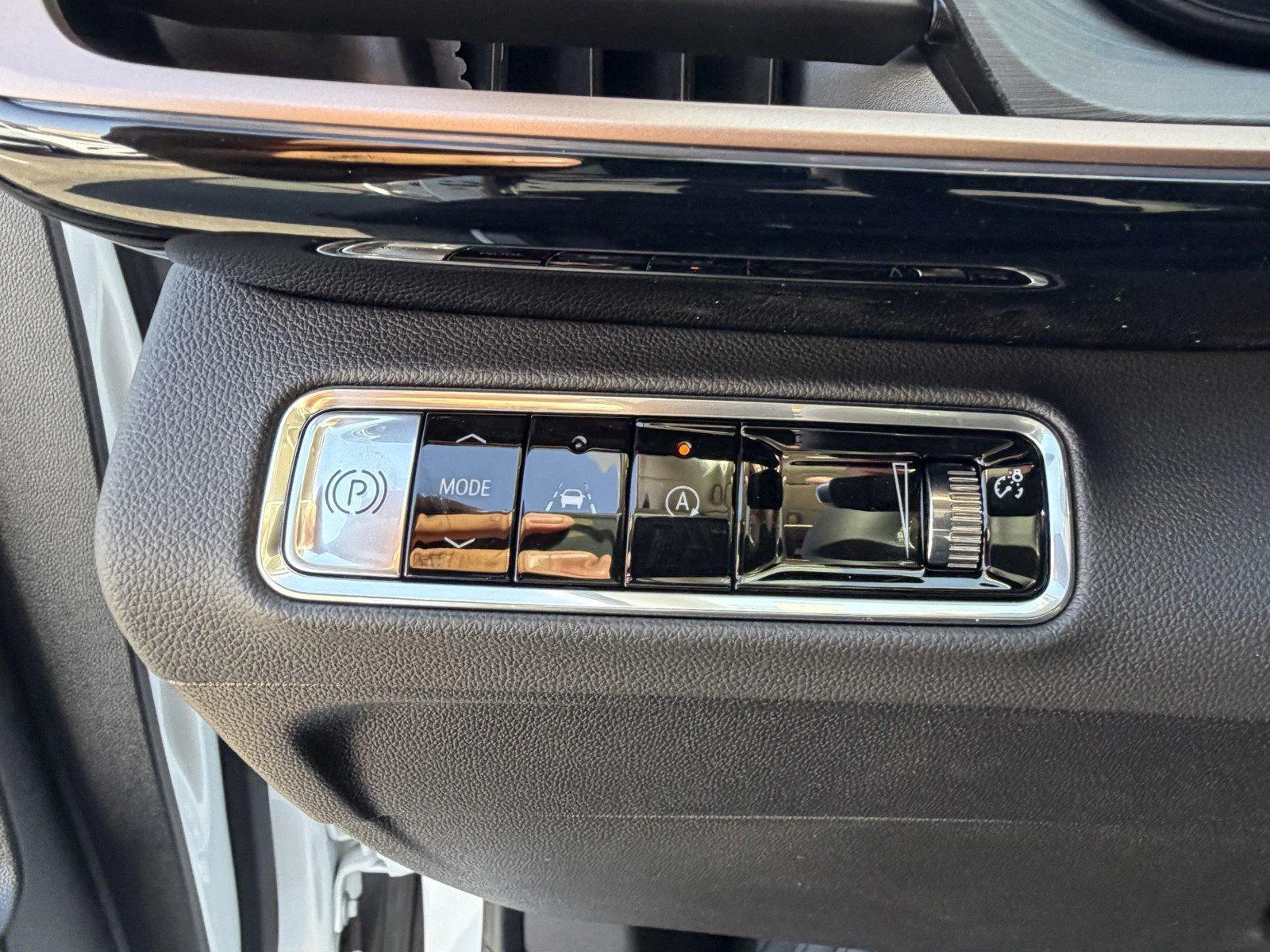 New 2026 Summit White Buick Sport Touring image 22