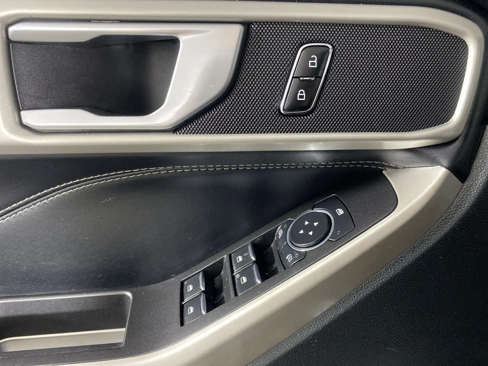 Used 2023 Carbonized Gray Ford XLT image 15
