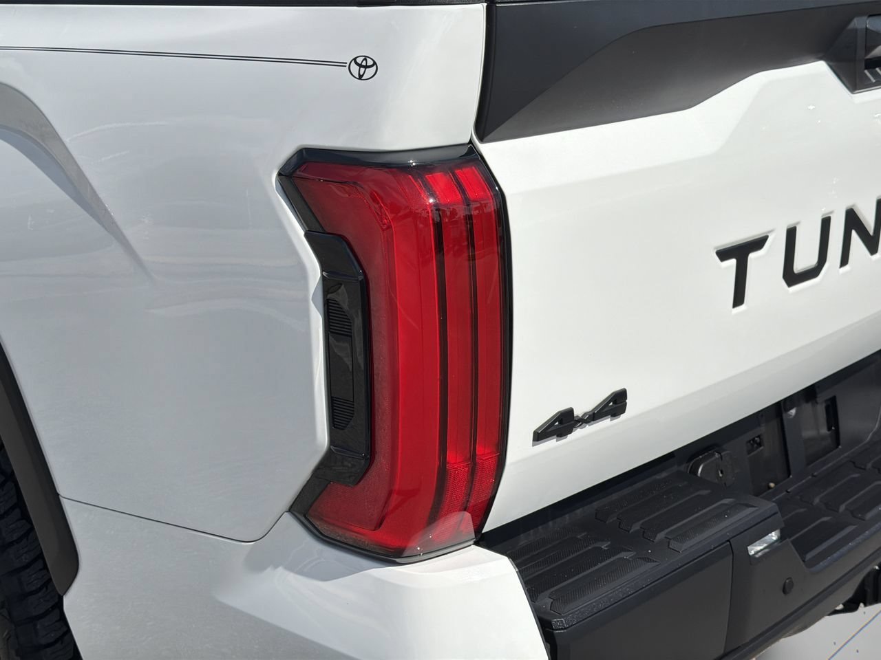 Used 2024 Ice Cap Toyota SR5 image 7