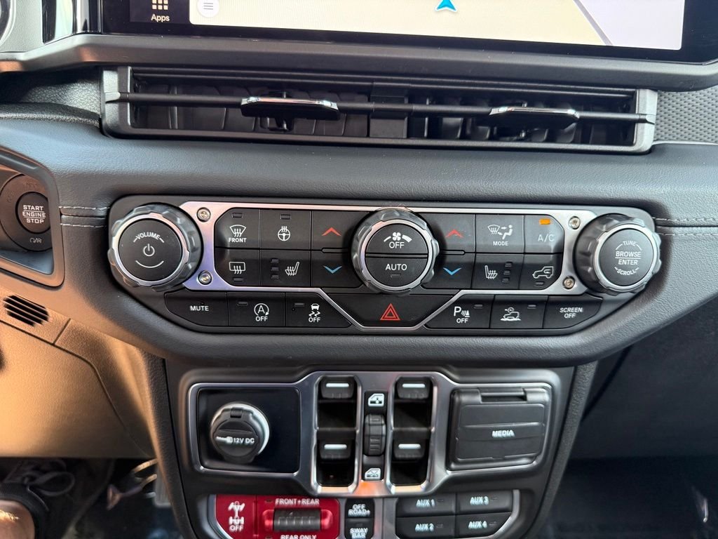 Used 2025 Gray Jeep Rubicon image 27