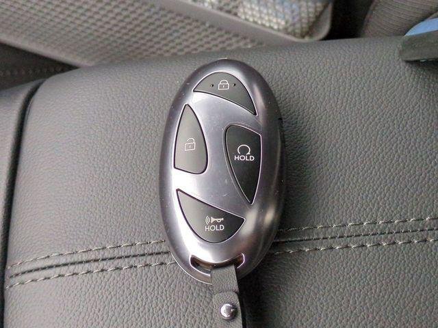 New 2026 White Hyundai SEL AWD image 27
