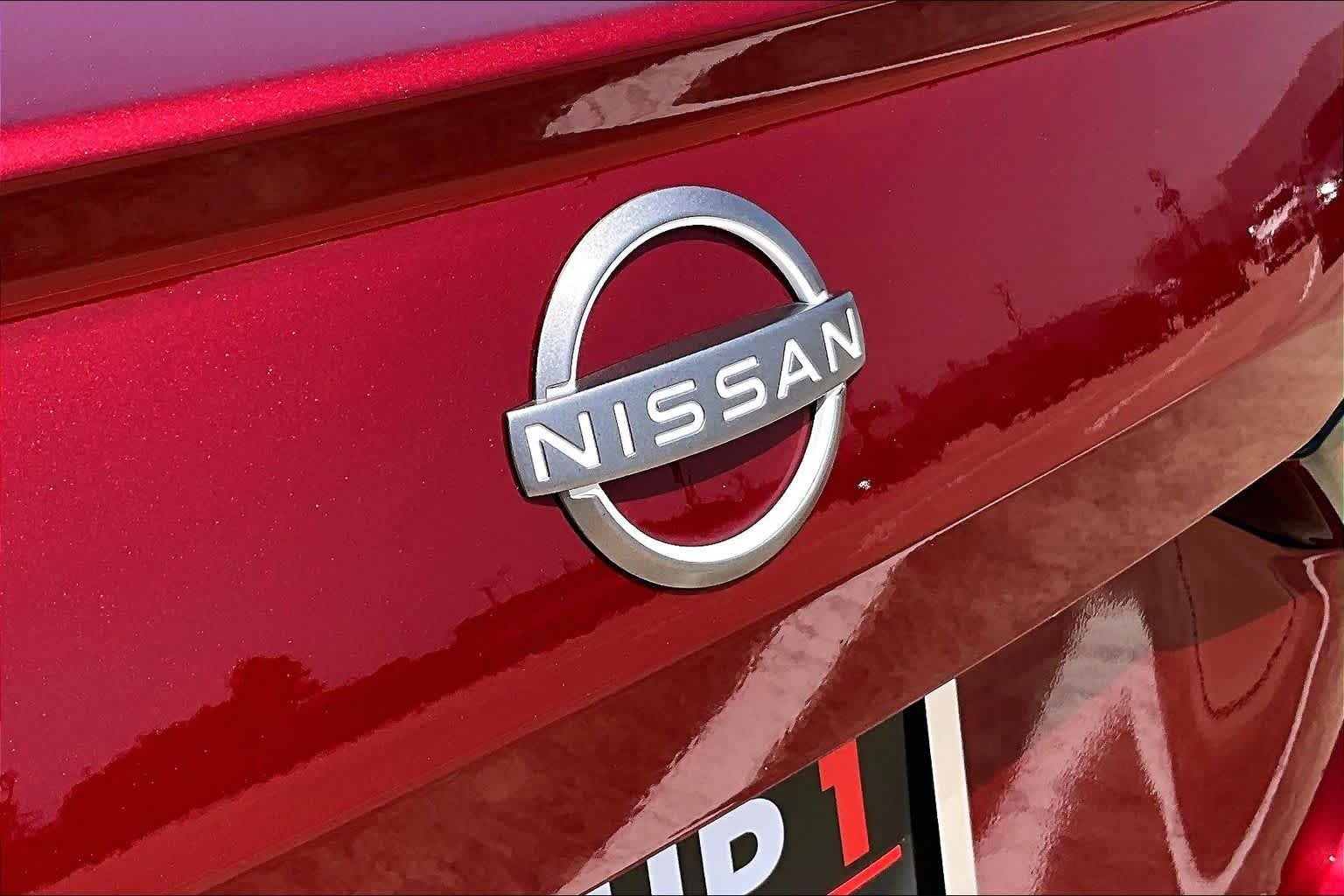 Used 2023 Scarlet Ember Tintcoat Nissan 2.5 SR image 31