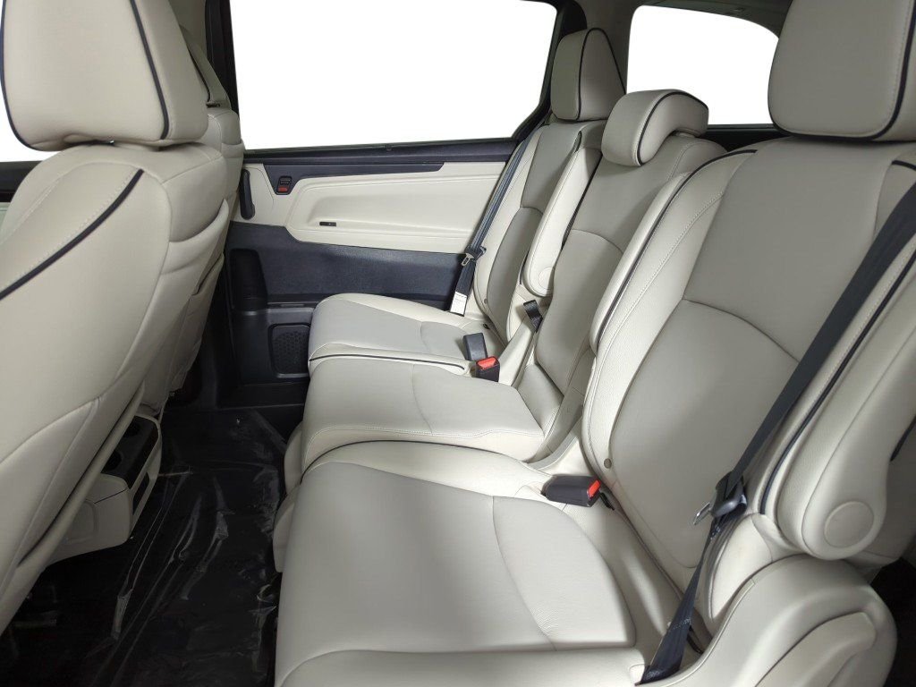 New 2026 Radiant Red Metallic II Honda Touring image 21