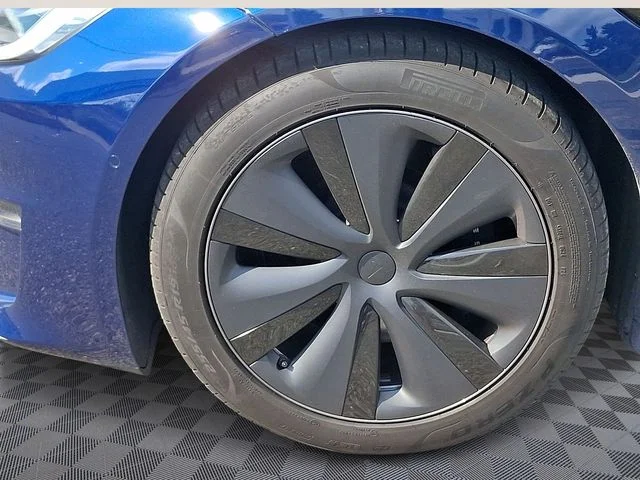Used 2021 Deep Blue Metallic Tesla Plaid image 8