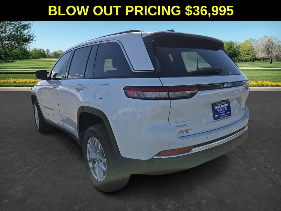 2025 Jeep Grand Cherokee Laredo - Photo 7