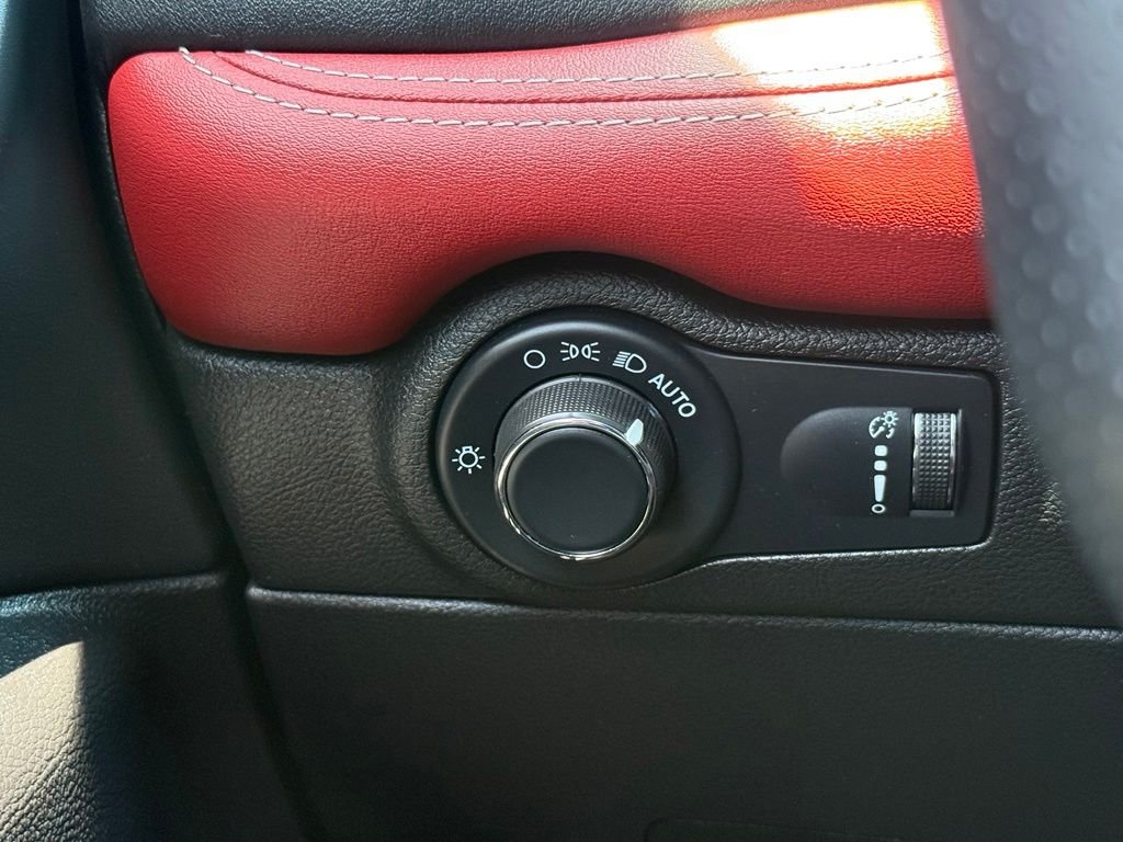 Used 2023 Red Dodge SRT Hellcat Premium image 17