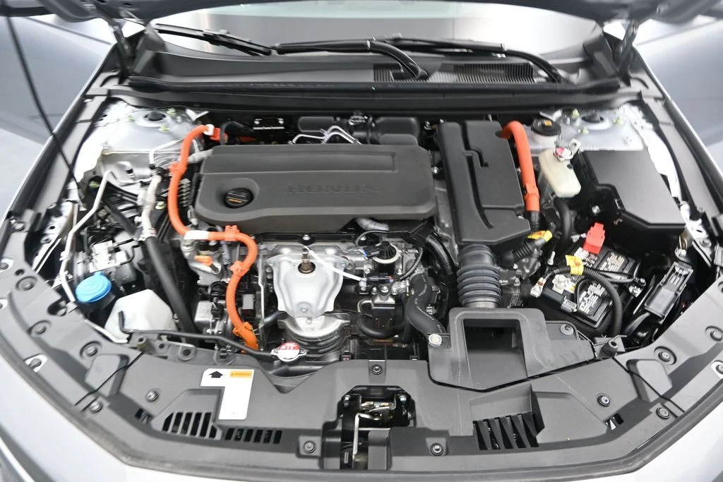2025 Honda Accord Hybrid Touring - Photo 12