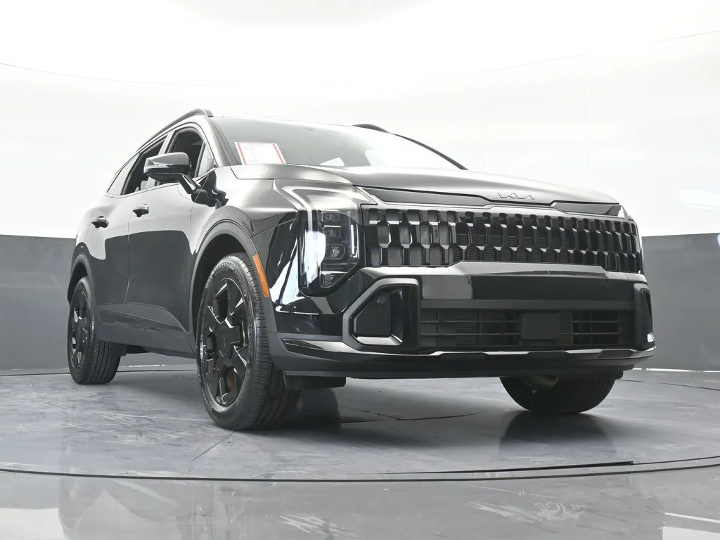 Used 2026 Ebony Black Kia X-Line image 68