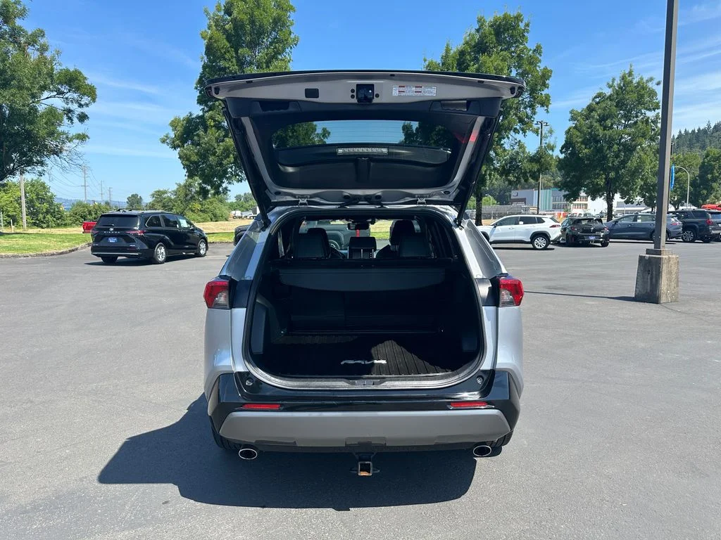 Used 2019 Silver Toyota XSE image 11