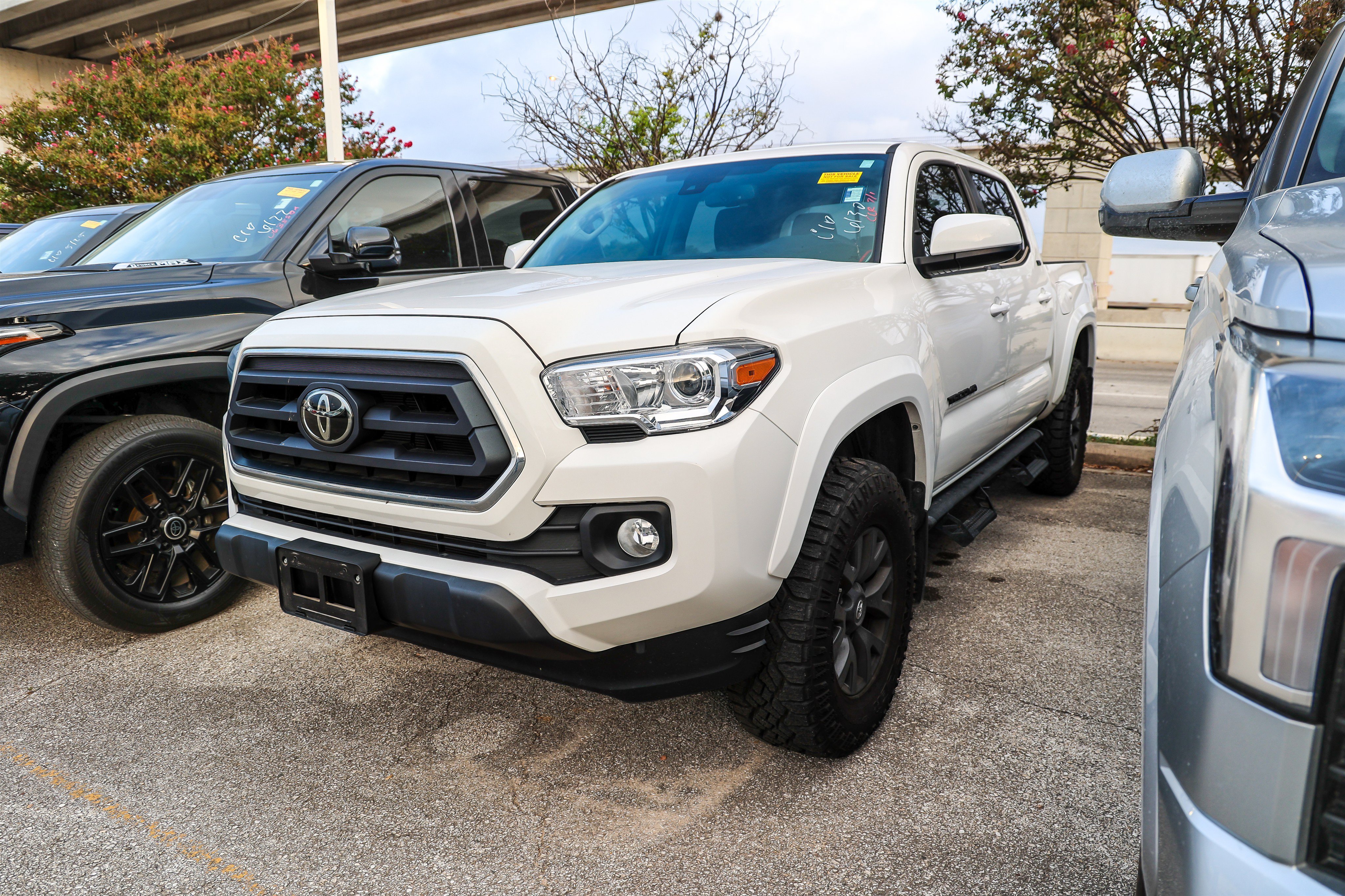 Used 2023 ICE CAP Toyota SR5 image 1
