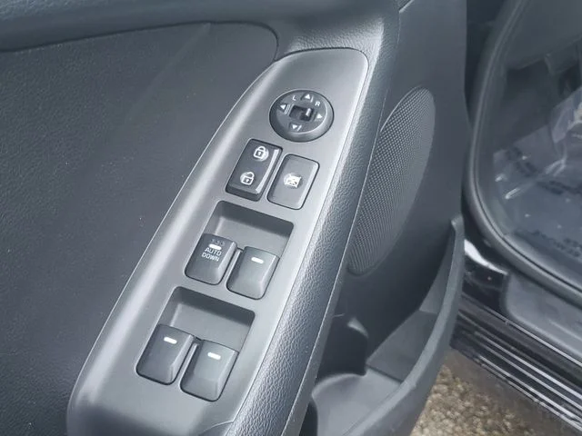 2018 Kia FORTE LX - Photo 18