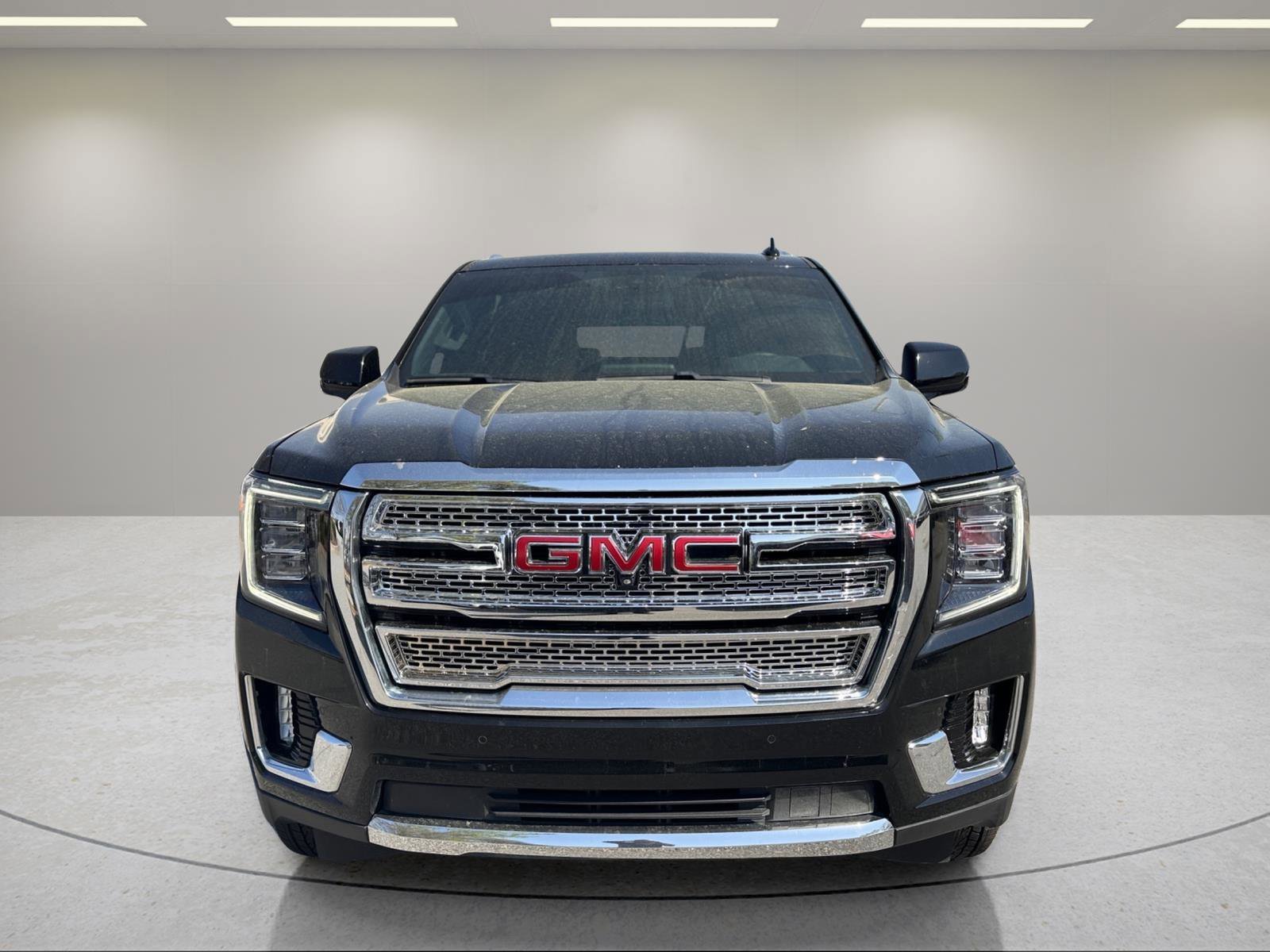 Used 2024 Onyx Black GMC SLT image 8