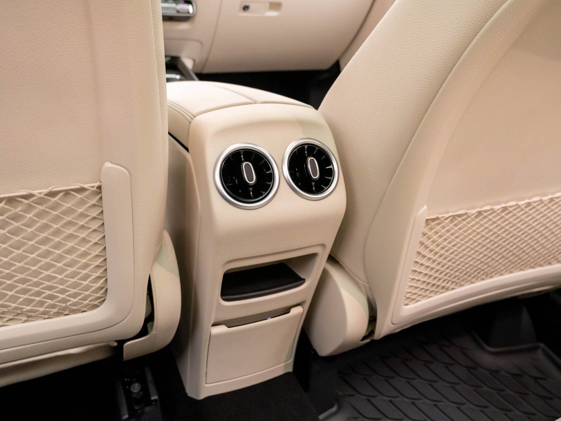 New 2026 Polar White Mercedes-Benz GLA 250 image 61