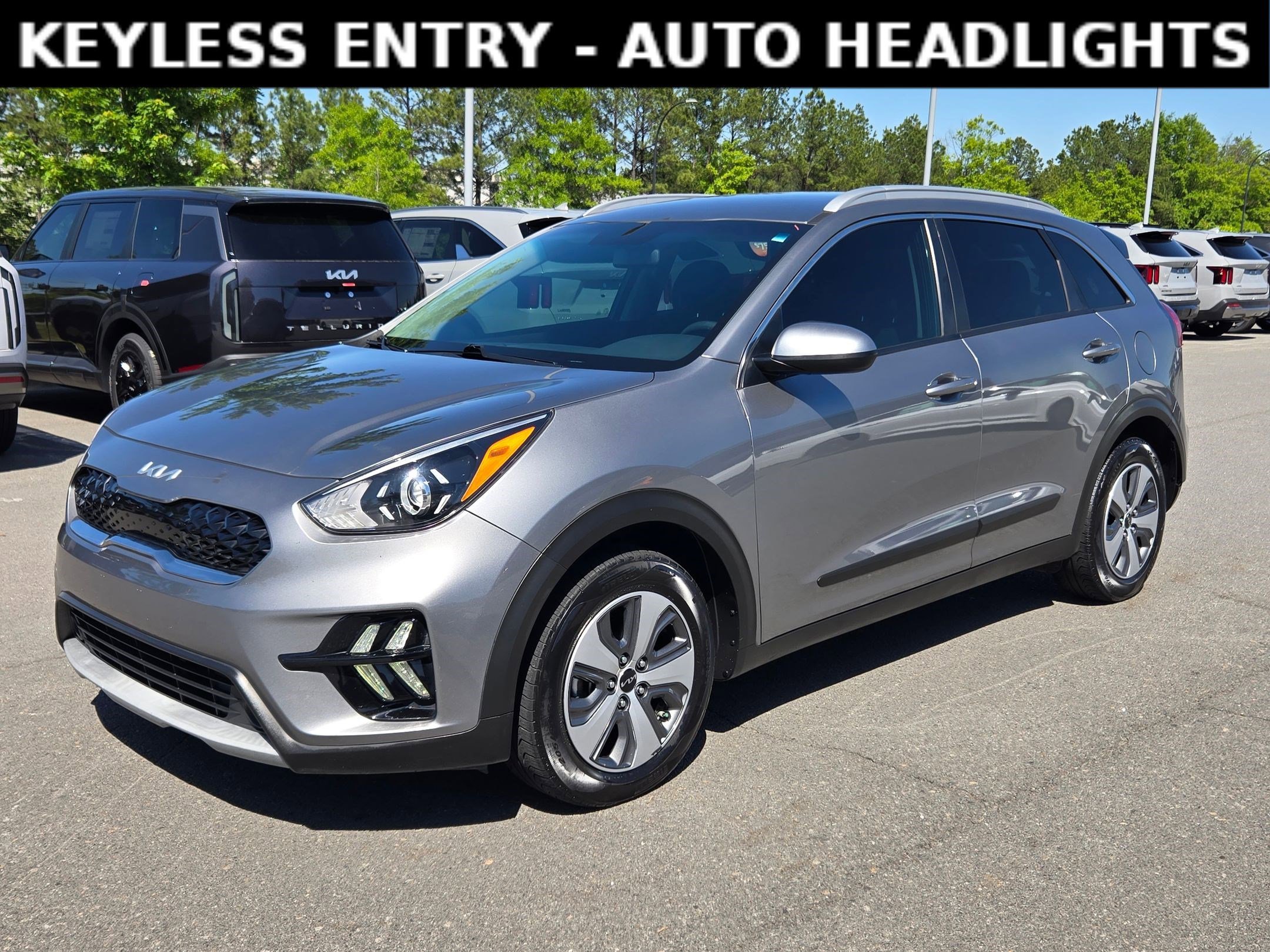 Used 2022 Steel Gray Kia LX image 3