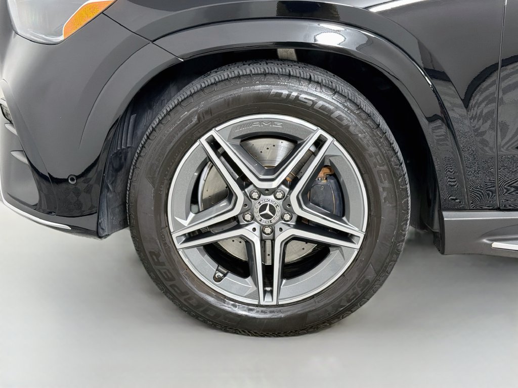 Used 2026 Black Mercedes-Benz GLE 450 image 32