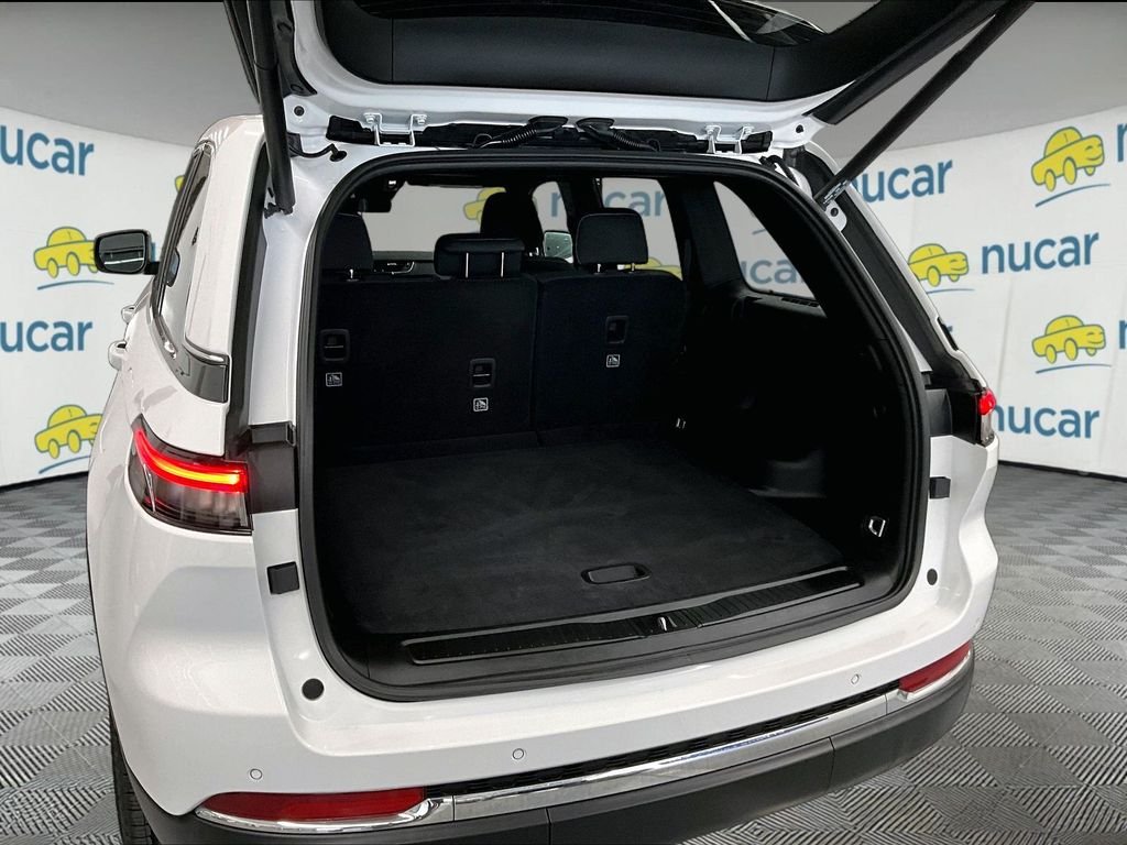 Used 2025 Bright White Clearcoat Jeep Laredo image 34
