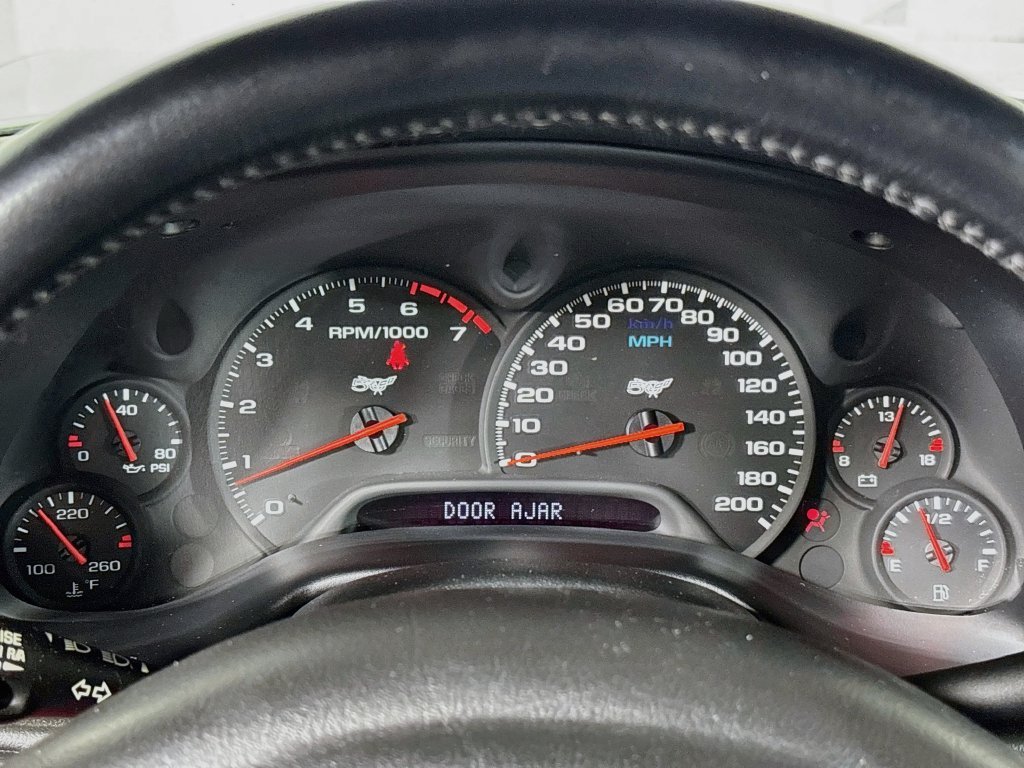 Used 2003 White Chevrolet Base image 14