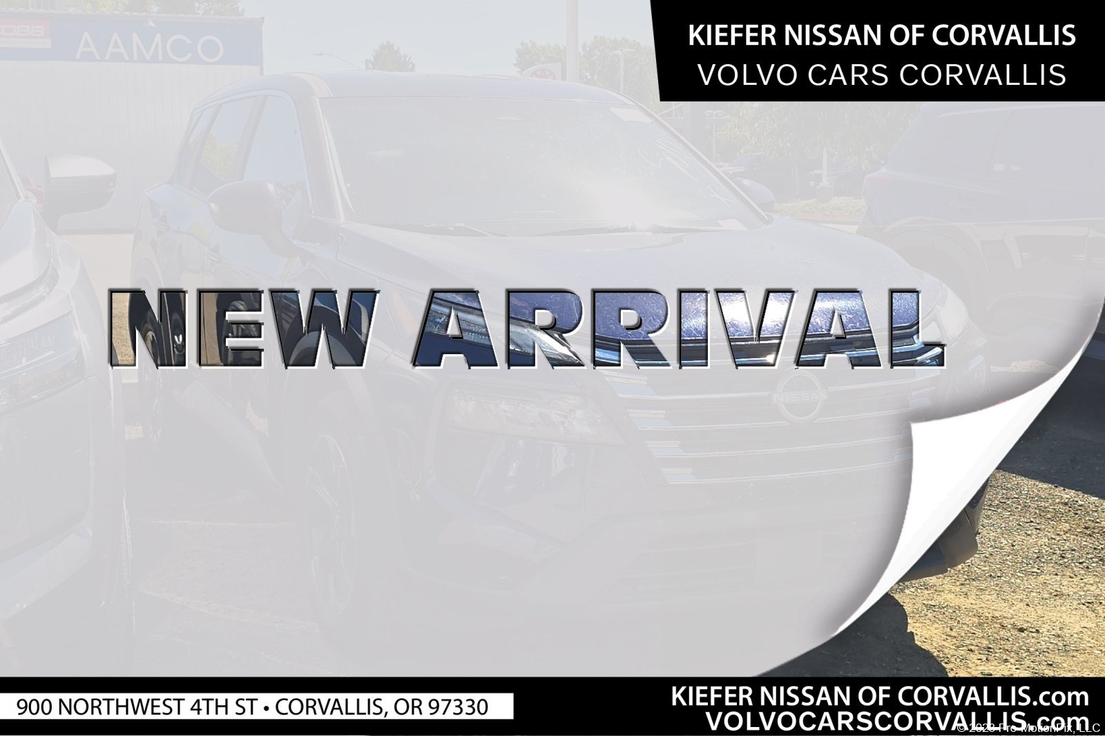 Used 2025 Deep Ocean Blue Pearl Nissan SV image 1