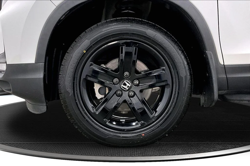 Used 2021 White Honda Black Edition image 33