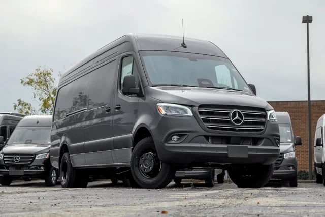 2026 Mercedes-Benz Sprinter 3500 Cargo 170 WB