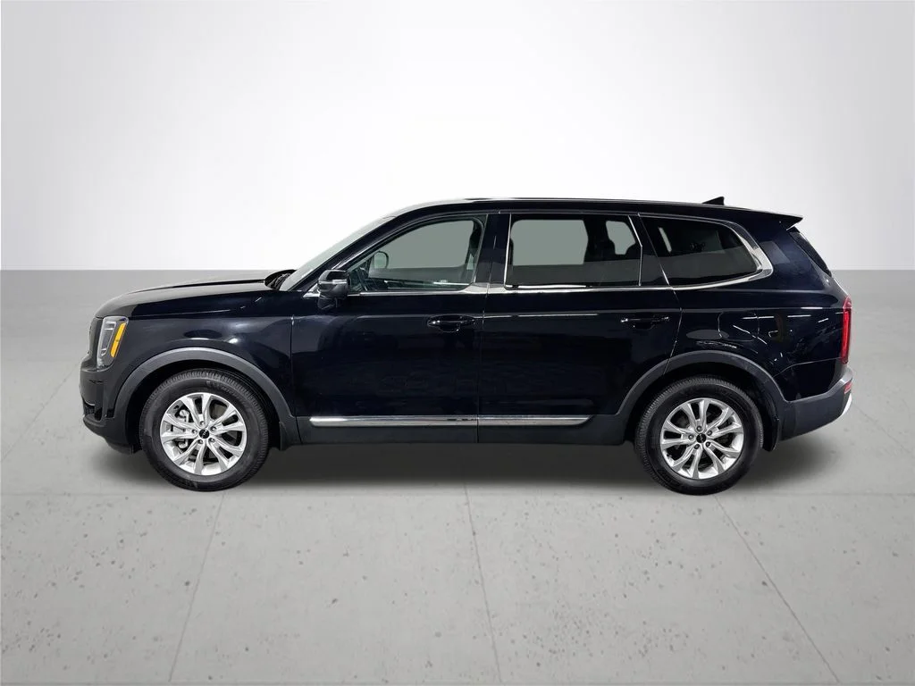 Certified Used 2022 Black Kia LX image 9