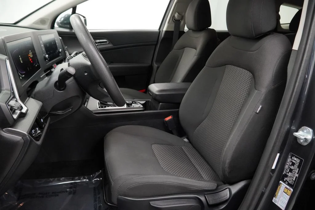 Used 2023 Gray Kia LX image 4