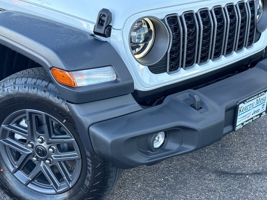 New 2026 Bright White Clear-Coat Exterior Paint Jeep Sport S image 2