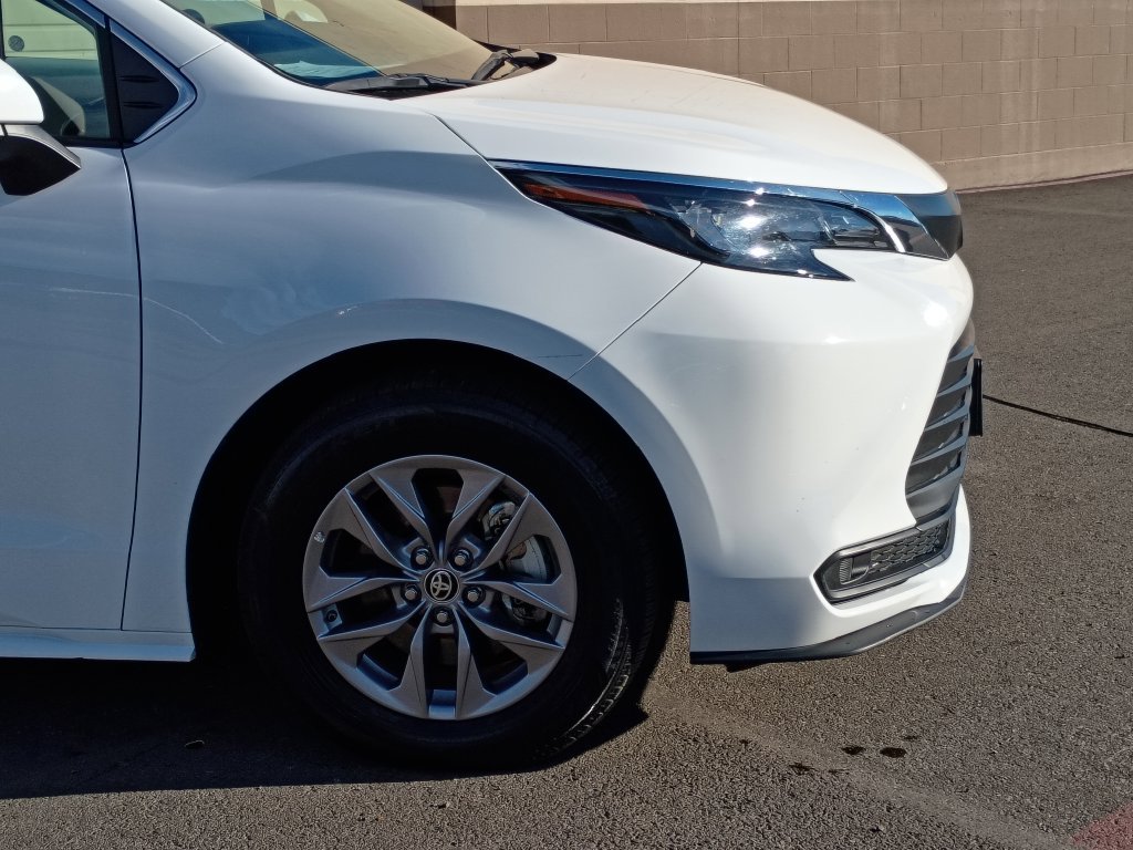 Used 2025 Ice Toyota LE image 2