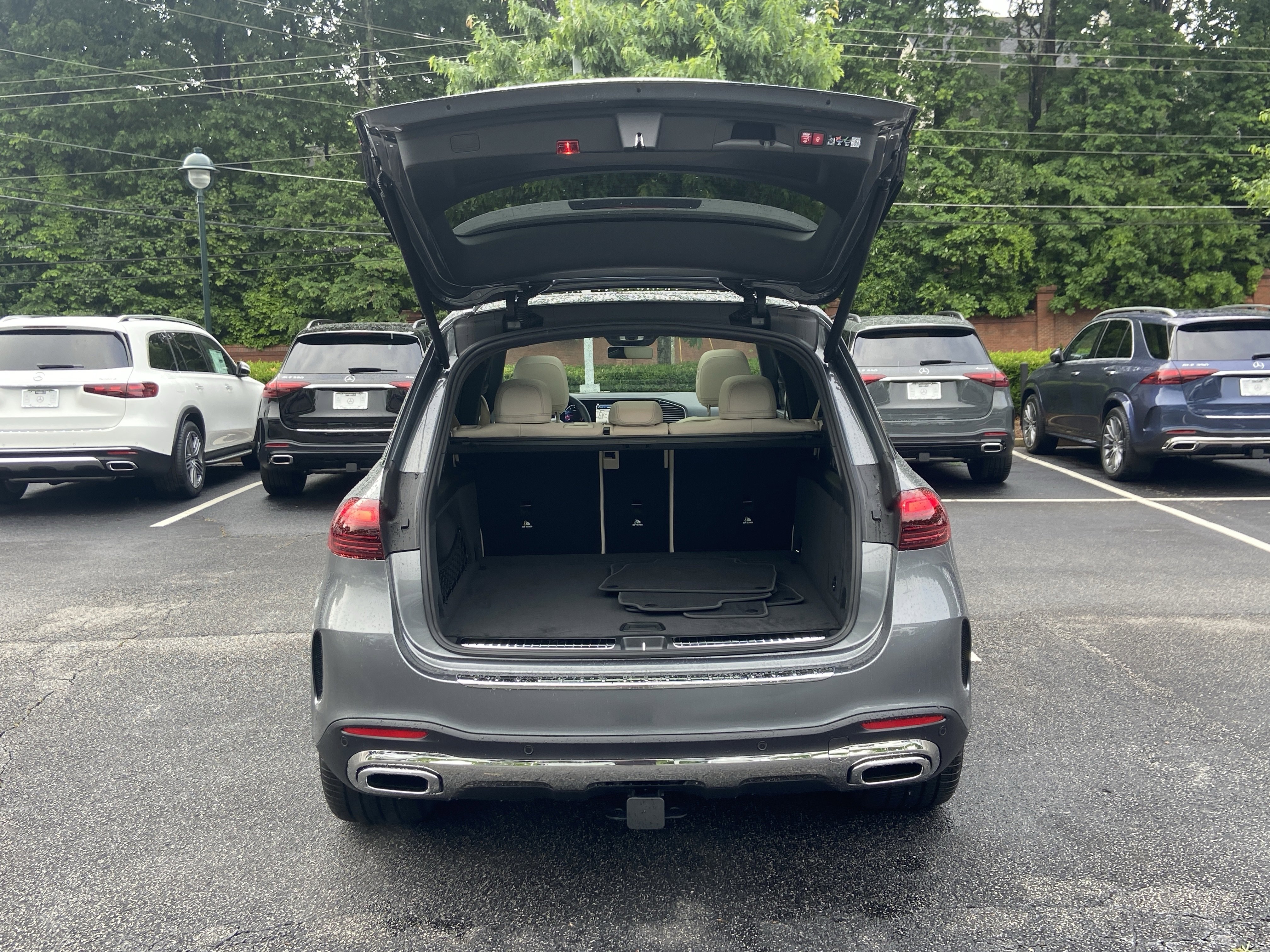 New 2026 Selenite Grey Metallic Mercedes-Benz GLE 450 4MATIC® SUV image 8