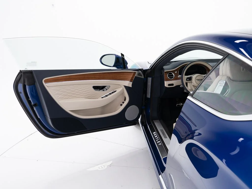 New 2026 Moroccan Blue Bentley Azure image 10