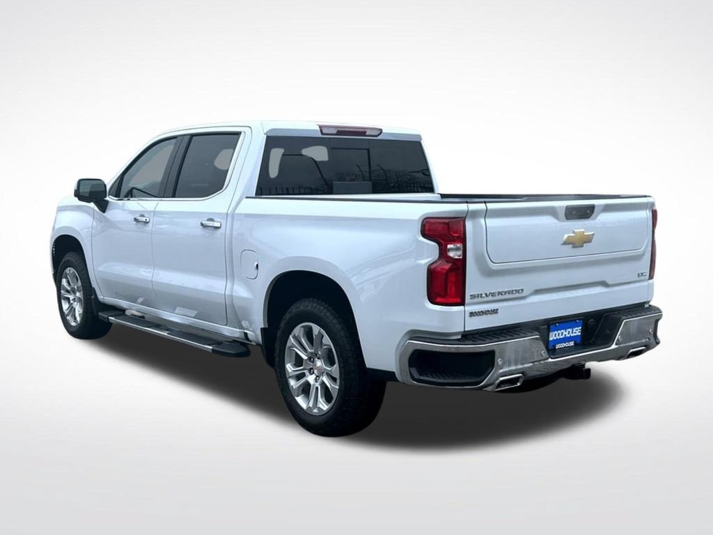 2026 Chevrolet Silverado 1500 LTZ - Photo 9