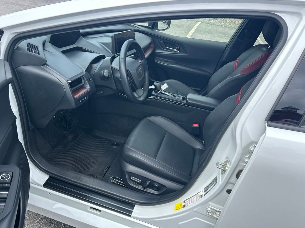 Used 2024 Pearl Toyota XSE image 8