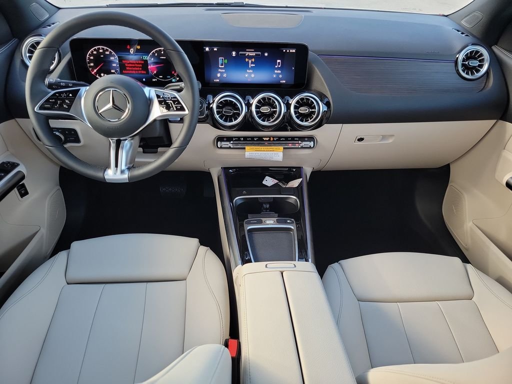 New 2026 Polar White Mercedes-Benz GLA 250 image 12