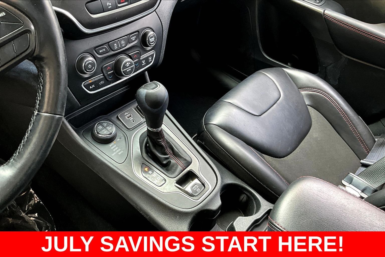 Used 2021 Orange Jeep Trailhawk image 19