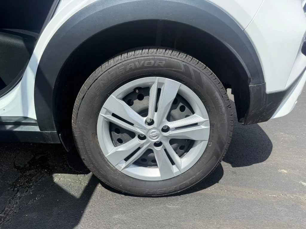 Certified Used 2023 White Nissan S image 26