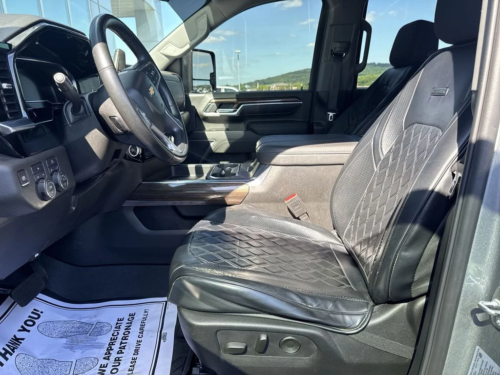 Used 2024 Gray Chevrolet LT image 11