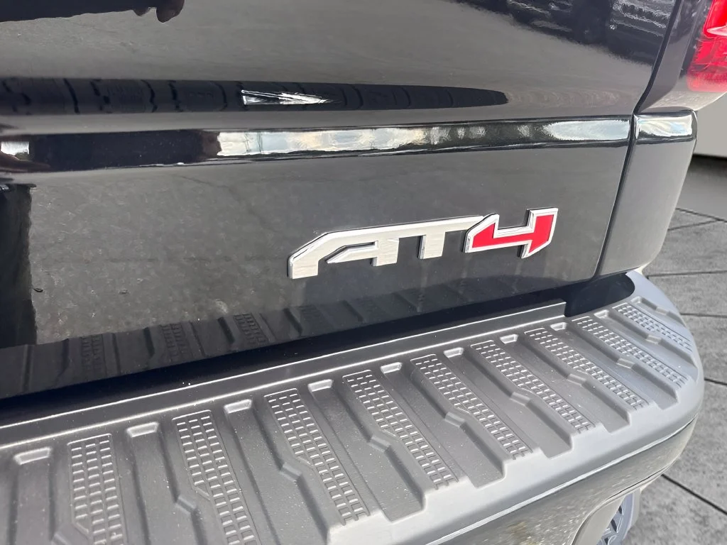 Used 2024 Black GMC AT4 image 31
