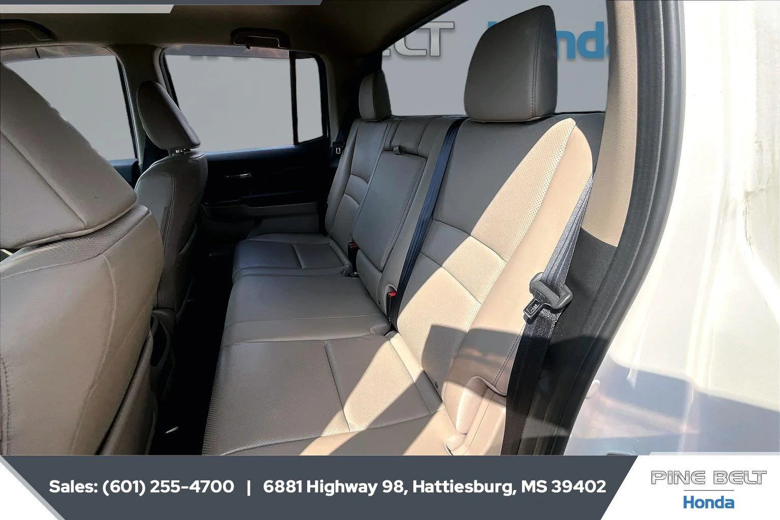 Used 2017 White Diamond Pearl Honda RTL-T image 19