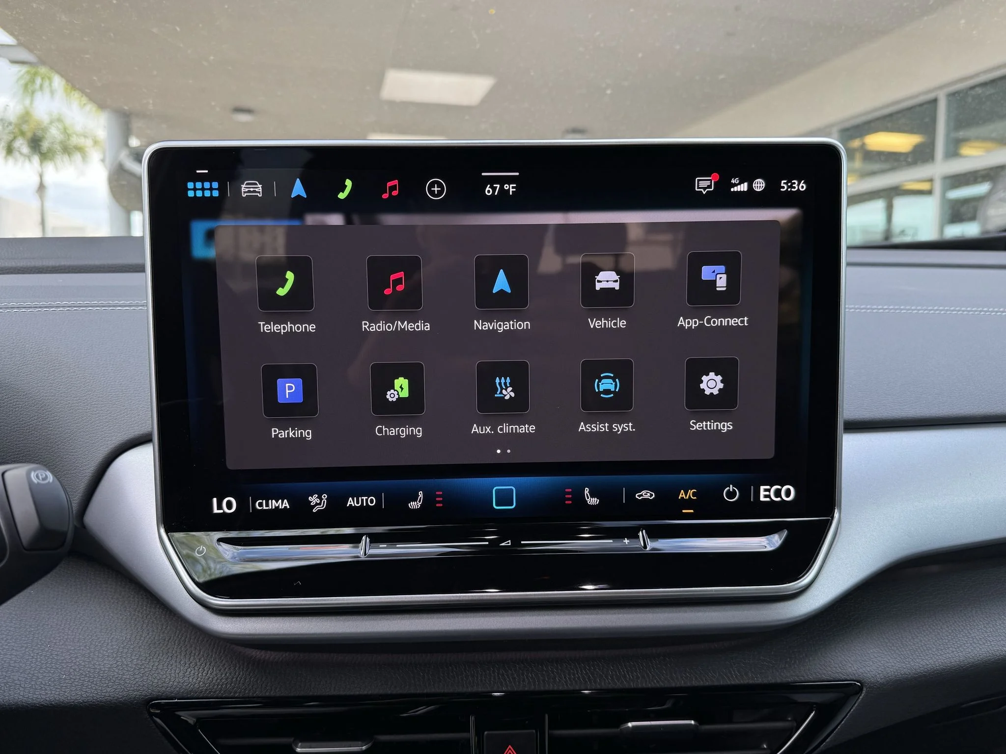 New 2026 Opal White Pearl Volkswagen Pro image 21