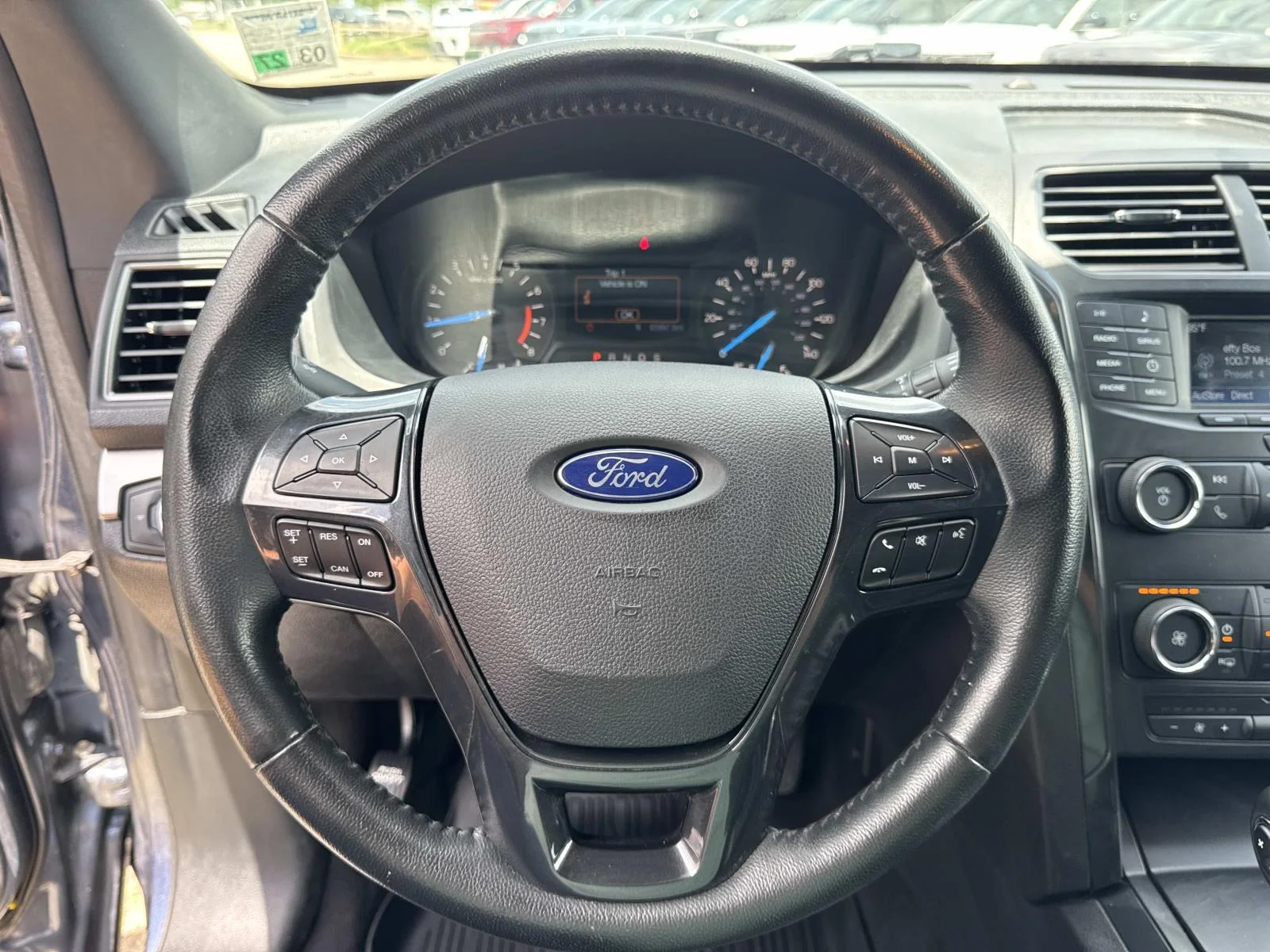 Used 2019 Blue Ford XLT image 21