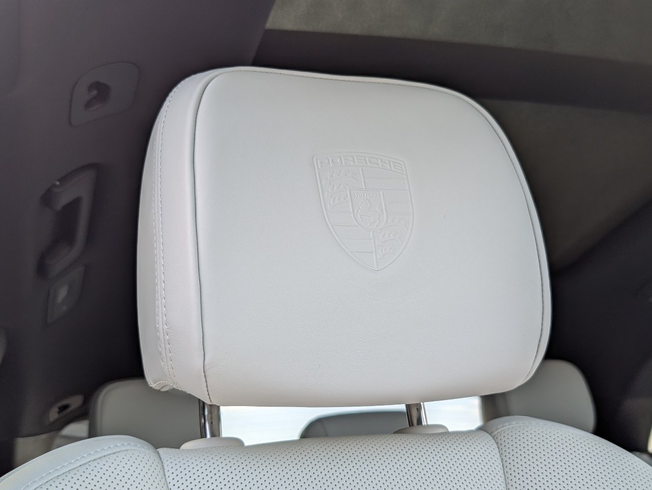 Used 2025 White Porsche T image 18