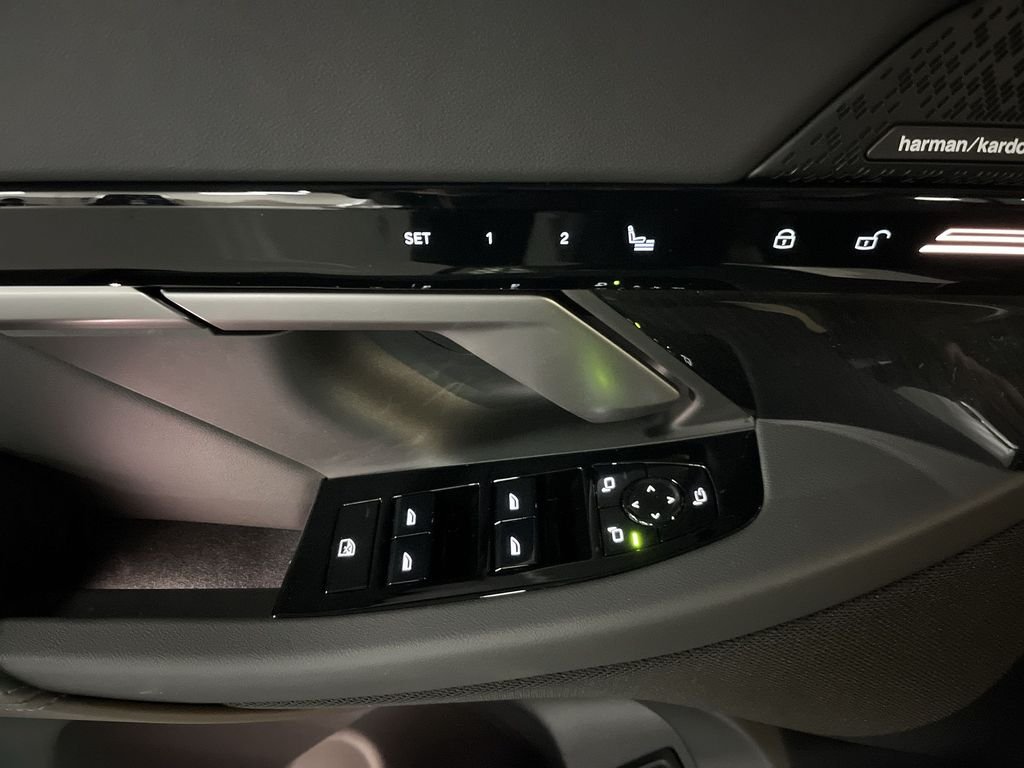 2026 BMW 5 Series 530i - Photo 13