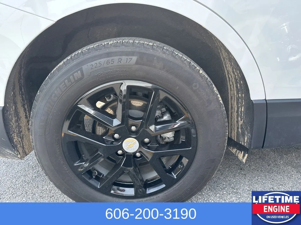 Used 2024 White Chevrolet LT image 7