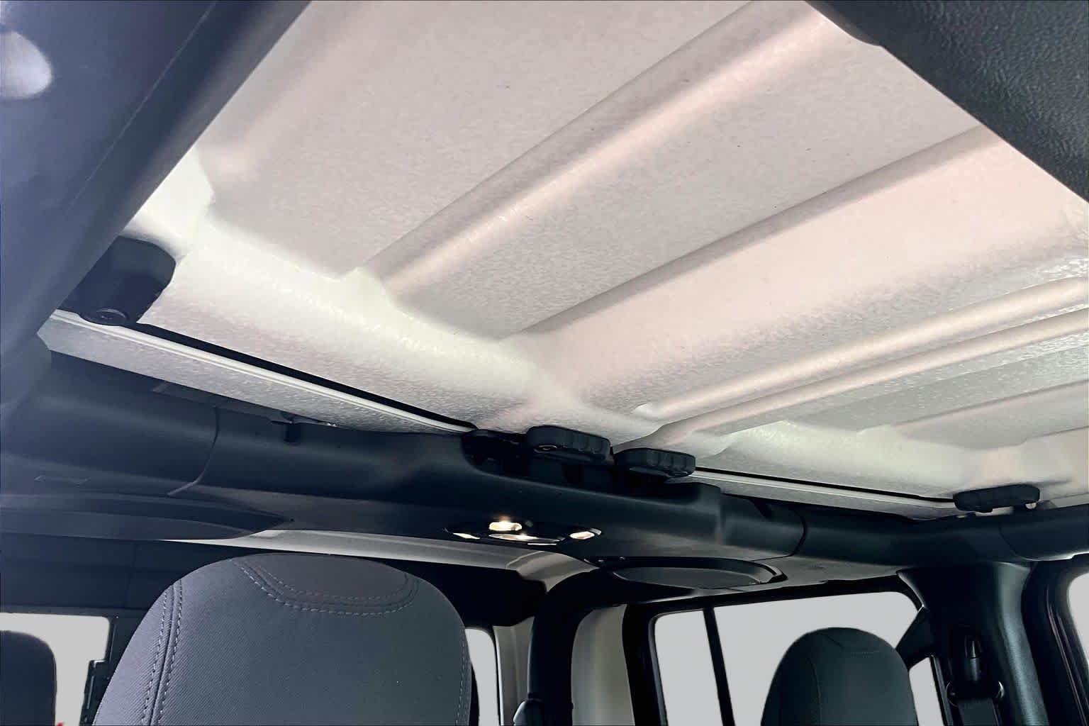 Used 2023 Black Clearcoat Jeep Rubicon image 14