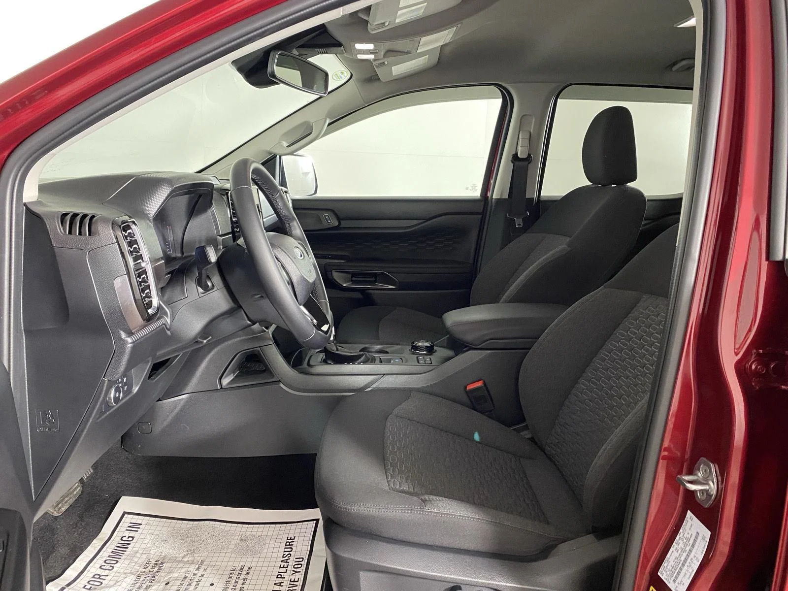 Used 2025 Ruby Red Metallic Tinted Clearcoat Ford XLT image 20