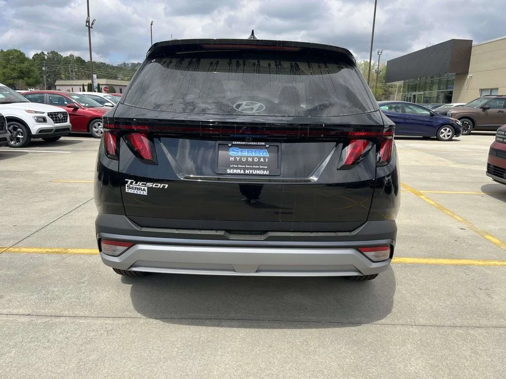 New 2026 Black Hyundai SEL image 4