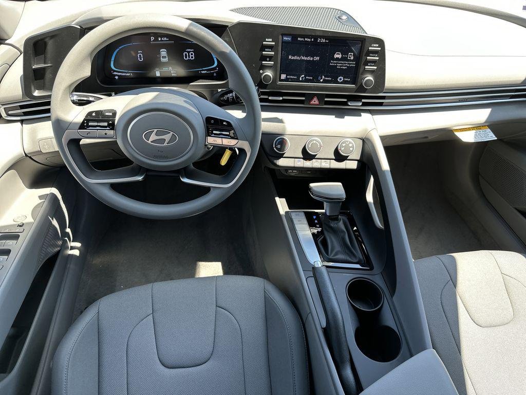 New 2026 Serenity White Hyundai SE image 10