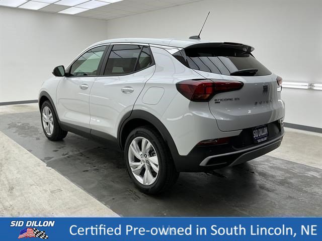 Used 2026 Summit White Buick Preferred image 6