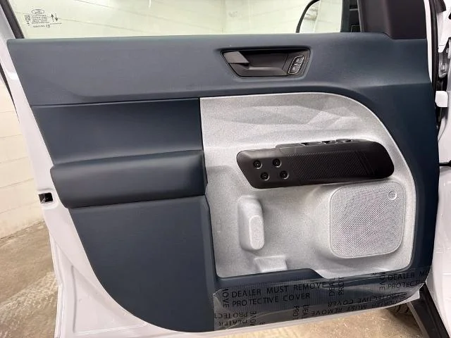 New 2026 Oxford White Ford XLT image 15